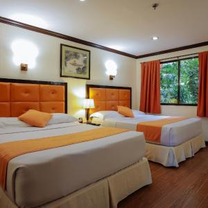 East Wing Deluxe 