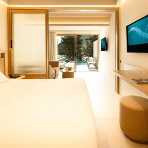 Junior Suite with Private Pool