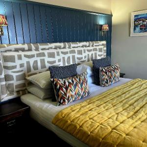 Deluxe Double or Twin Room with Sea View