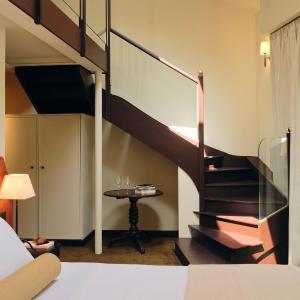 Mezzanine Junior Suite