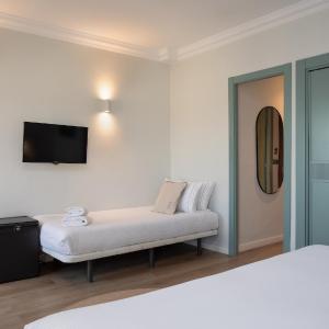 Superior Triple Room with Sea View