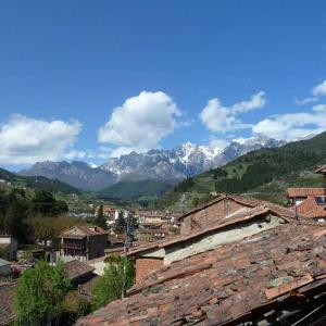 One-Bedroom Apartment with balcony ( El Corredor )