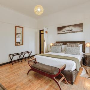 Guest house Family Room with 2 Game Drives