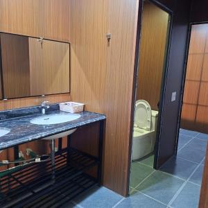 6-Bed Mixed Dormitory Room