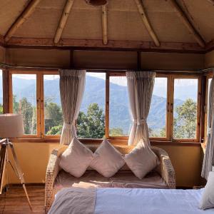 Suite with Mountain View