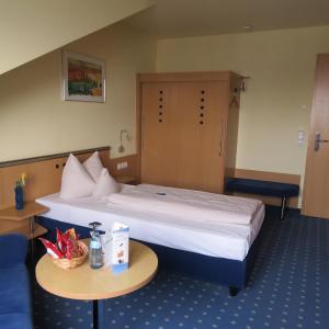 Budget Single Room