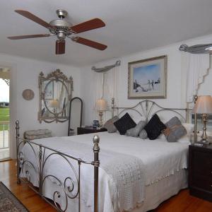 King Room with Intracoastal View