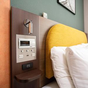 Queen Room - Non-Smoking