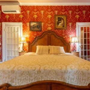Queen Suite