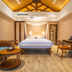 Double Room with Patio