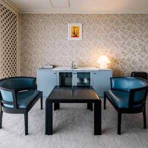 Deluxe Suite - Non-Smoking