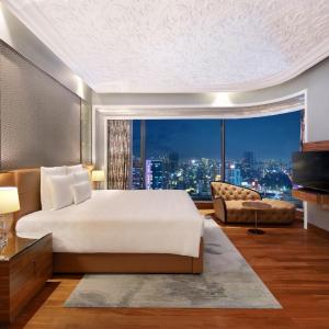 One-Bedroom Deluxe (Modern or Classic Style)