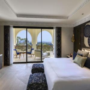 Two-Bedroom Suite with One King Bed, Two Single Beds, Panoramic View and Terrace