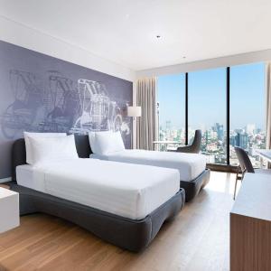 Superior Twin Room with City View
