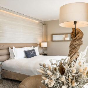 Sofitel Suite with Balcony - Facing The Sea
