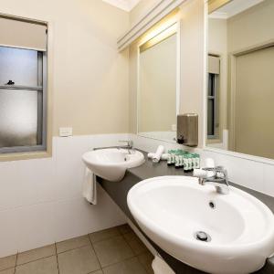 Bunk Room with Private Bathroom