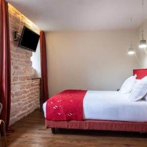 Junior Suite with Terrace and Garden