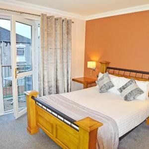 Executive Double with Balcony and Spa Bath