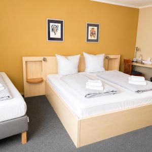 Triple Room with Private Bathroom