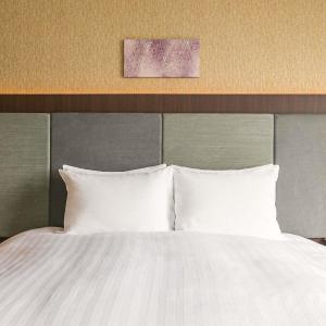 Standard Junior Suite - Lake Side