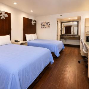 2 Queen Beds Non-Smoking