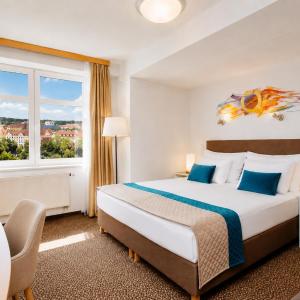 Two-Bedroom Apartment (6 pax) with Wellness Access