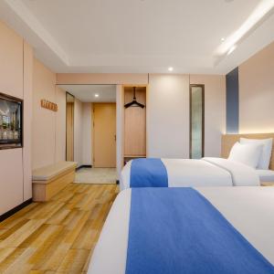 Business Double Room with Gym Access