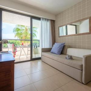 Junior Suite with Pool View