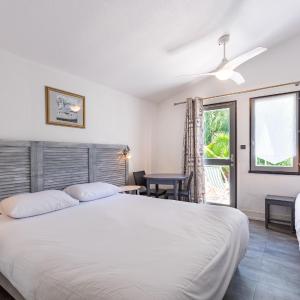 Double Room with Terrace and Spa Bath
