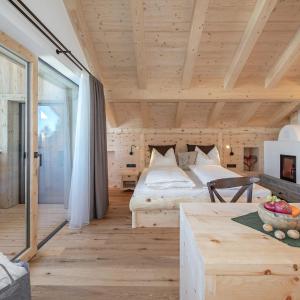 Suite with Spa Bath