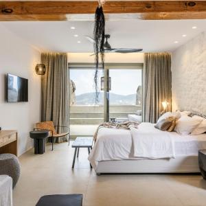 Junior Suite I with Hot Tub