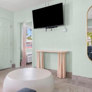 One-Bedroom Suite