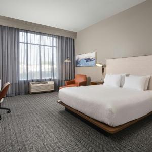King Room with Roll-In Shower and Sofa Bed - Mobility Access/Hearing Accessible