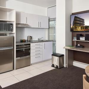 Executive One-Bedroom Apartment [Adults only]