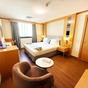Standard King Room