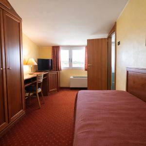 Classic Single Room