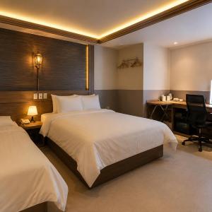 Standard Double Room Breakfast Included