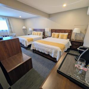 Superior Queen Room with Two Queen Beds