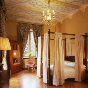 Park View Heritage Suite with Balcony
