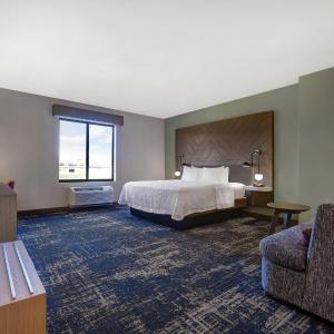 King Studio Suite with Sofa Bed - Hearing Access/Non-Smoking