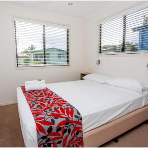Deluxe 2 Bedroom Cabin