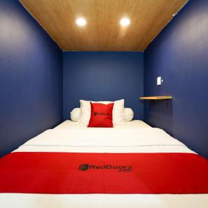 Bed in 8-Bed Dormitory Room