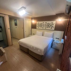 Economy Double or Twin Room