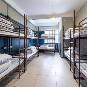 Bed in 10-Bed Mixed Dormitory Room