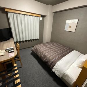 Single Room - Smoking - Cleaning Every 3 Days