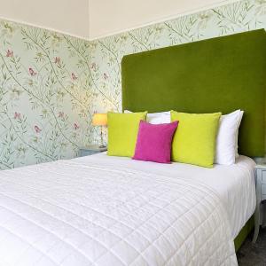 Deluxe Double Room with Shower