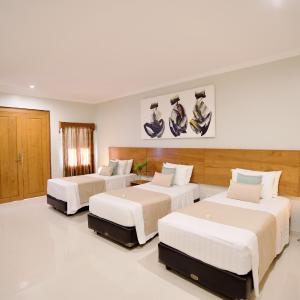 Triple Room with Garden View