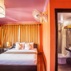 King Room with Balcony