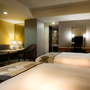 Large Twin Room