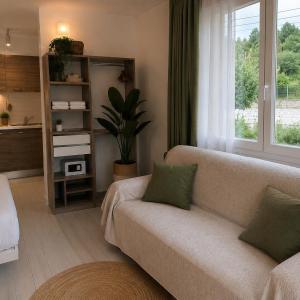 Garden Side Studio with Air Conditioning